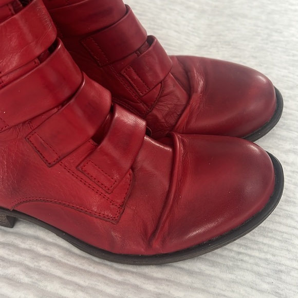 Miz Mooz Womens Leighton Red Ankle Boots Size 8 Medium (B, M) - Picture 6 of 7